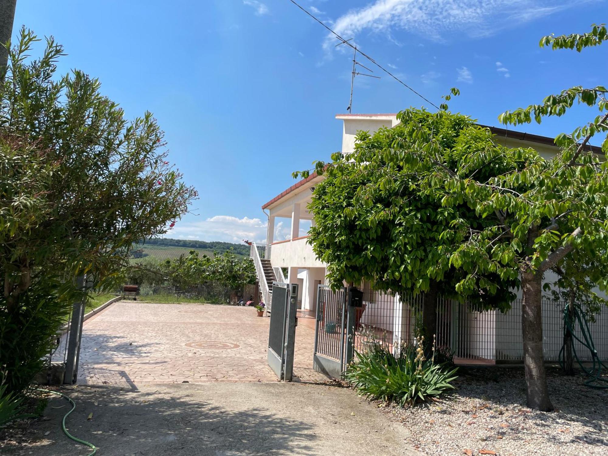 La Casa Di Michela Villa Торино ди Сангро Екстериор снимка